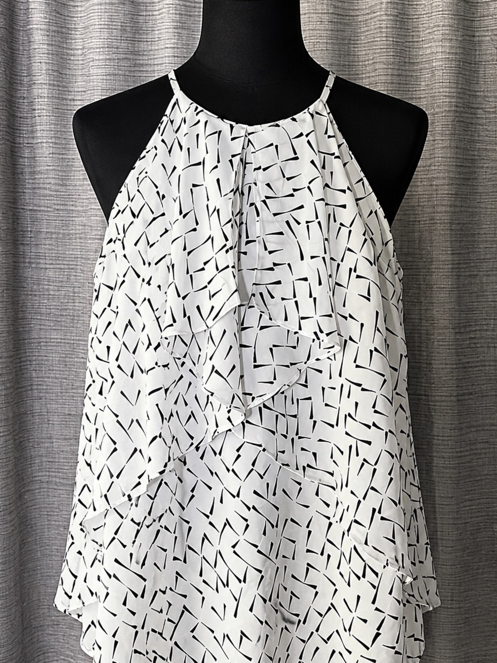 Banana Republic Petite XXS Ruffle Halter Blouse White Black Geometric Tank Top